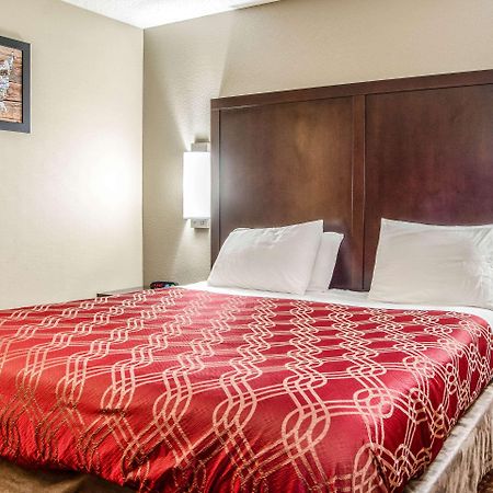 Econo Lodge Southeast Milwaukie/Portland Экстерьер фото
