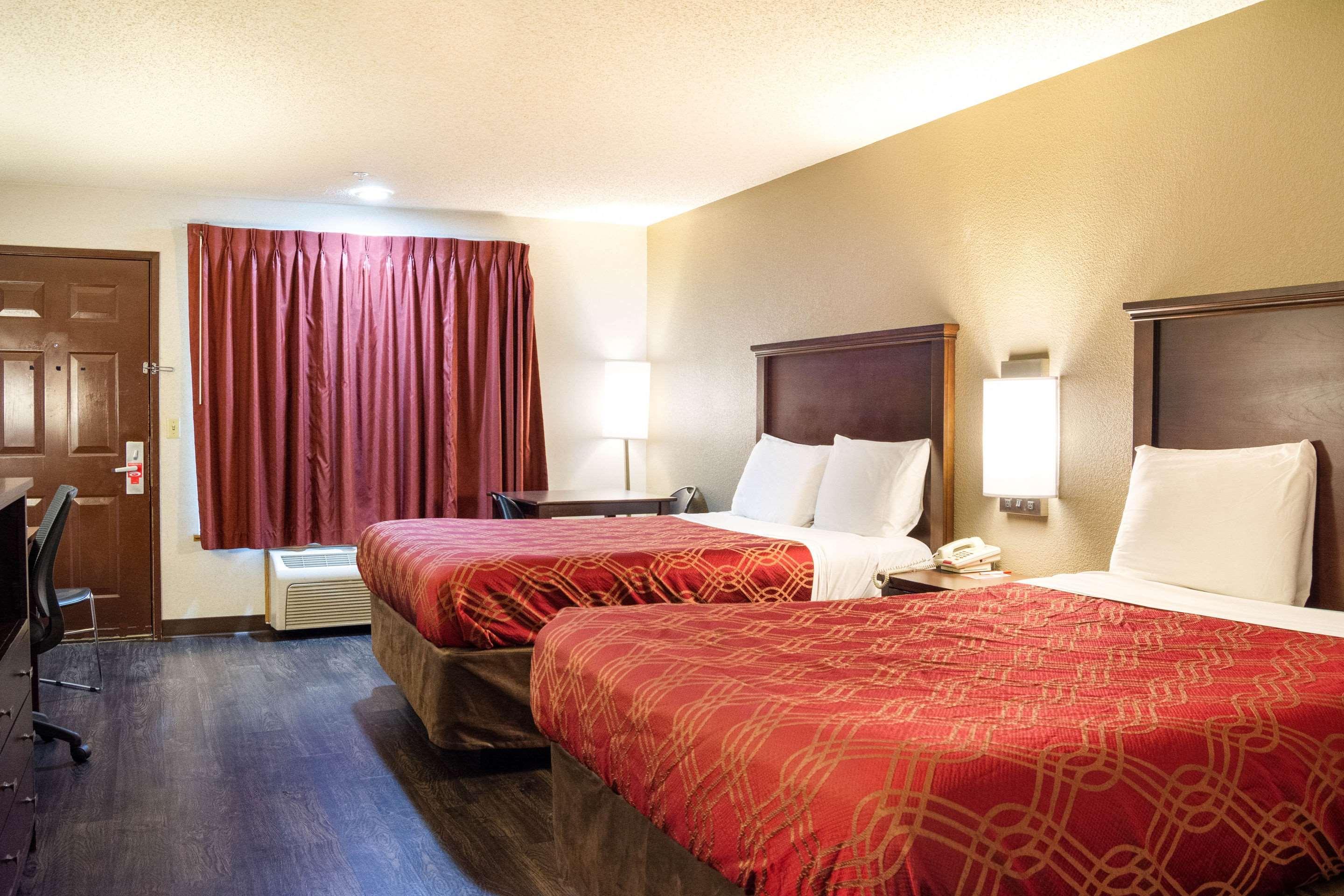 Econo Lodge Southeast Milwaukie/Portland Экстерьер фото