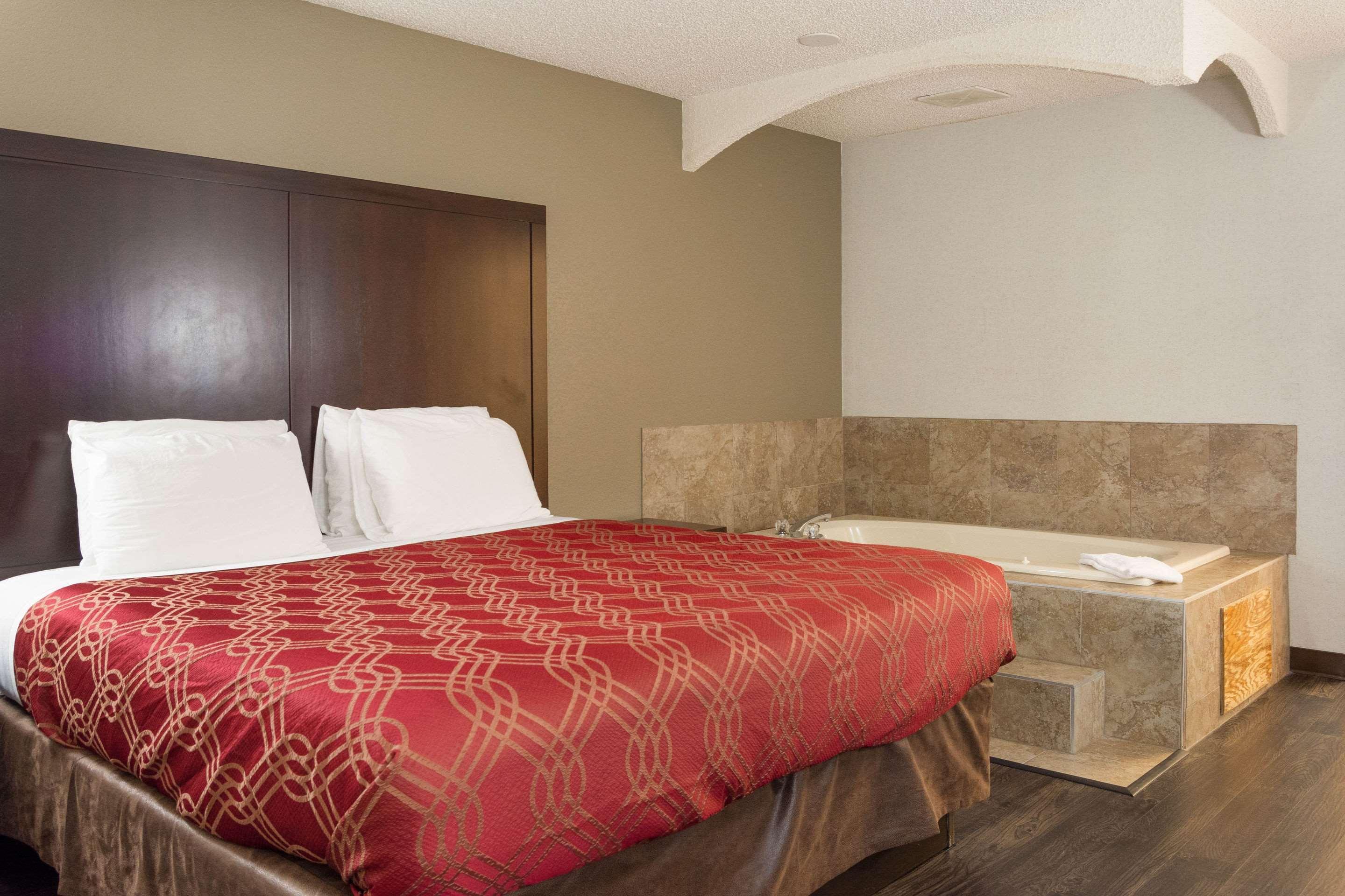 Econo Lodge Southeast Milwaukie/Portland Экстерьер фото