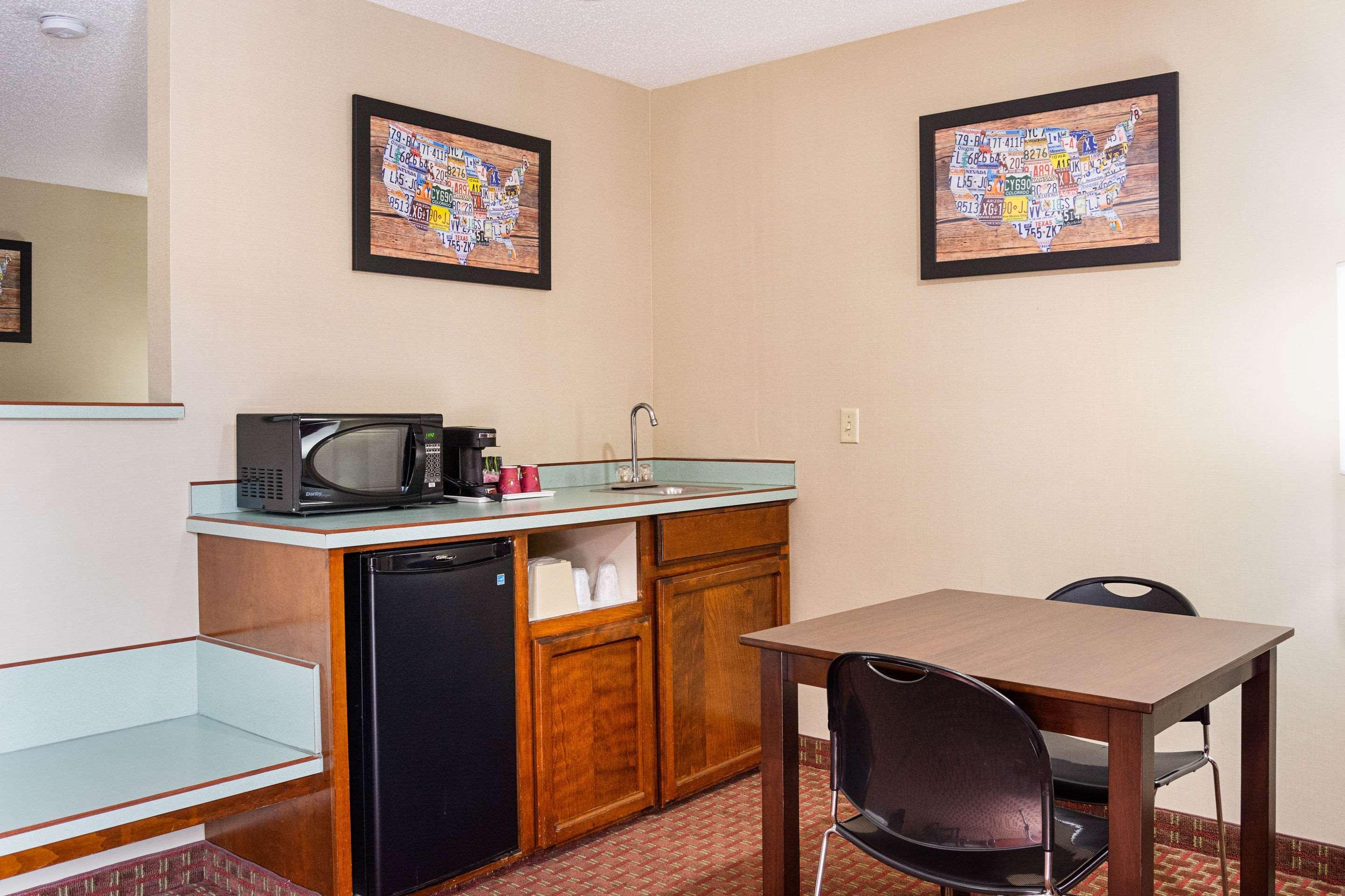 Econo Lodge Southeast Milwaukie/Portland Экстерьер фото