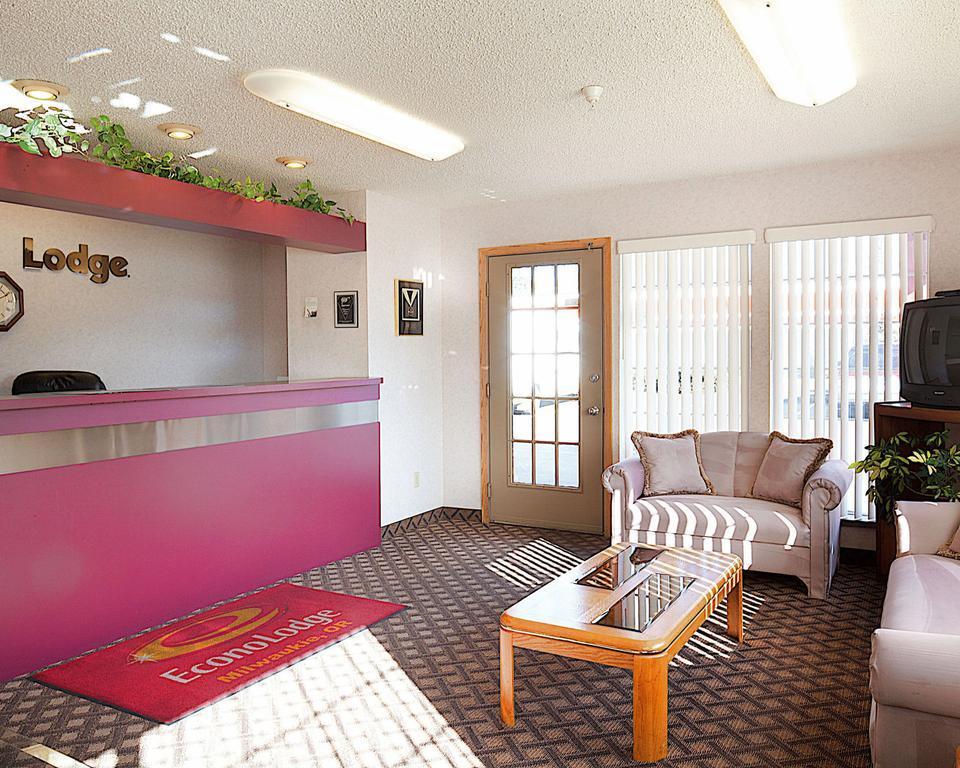 Econo Lodge Southeast Milwaukie/Portland Экстерьер фото