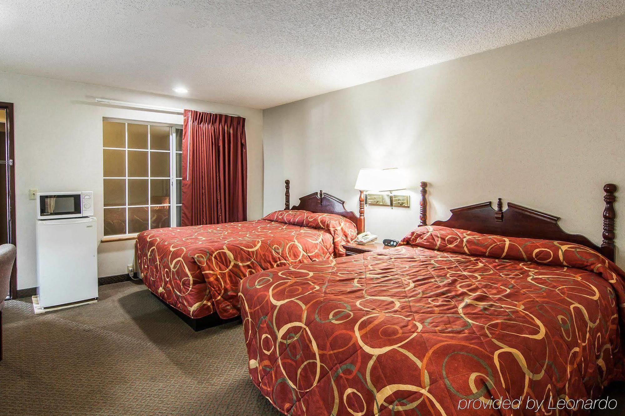 Econo Lodge Southeast Milwaukie/Portland Экстерьер фото