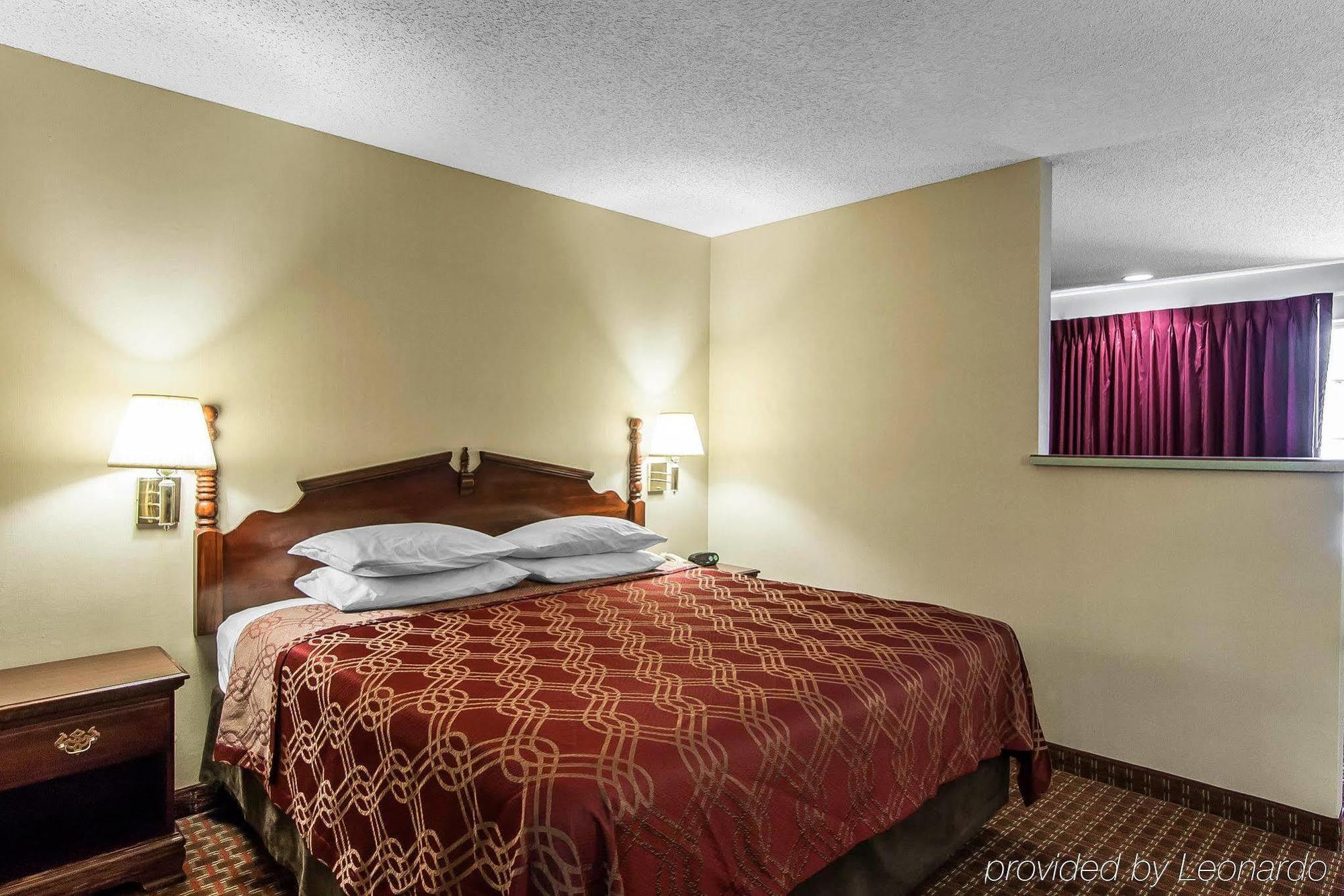 Econo Lodge Southeast Milwaukie/Portland Экстерьер фото