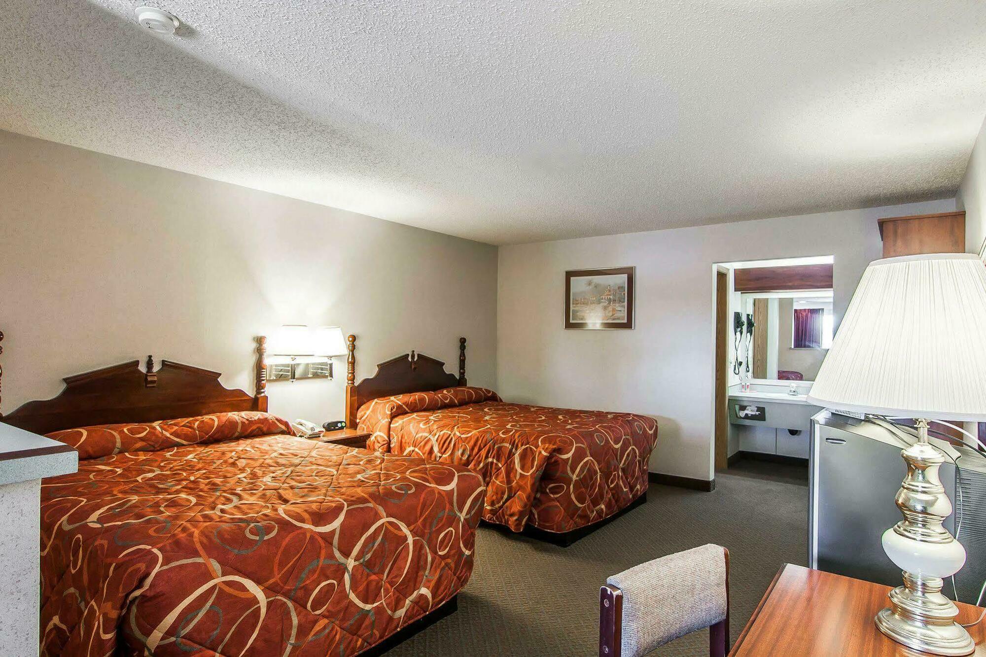 Econo Lodge Southeast Milwaukie/Portland Экстерьер фото