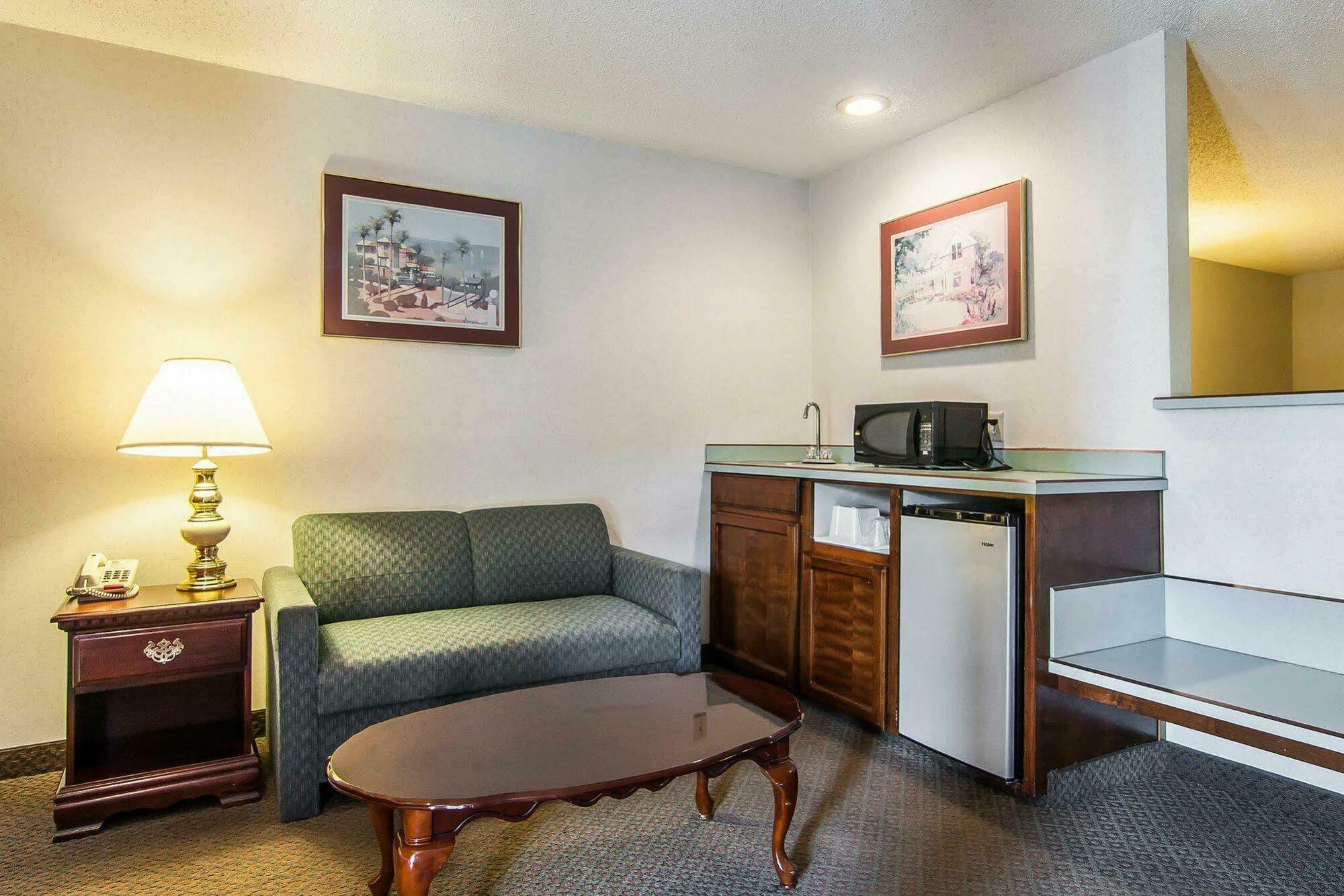 Econo Lodge Southeast Milwaukie/Portland Экстерьер фото